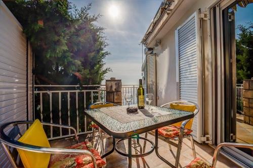 sun rose apartments sveti stefan