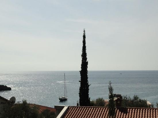 sun rose apartments sveti stefan