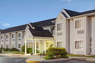 Microtel Inn & Suites By Wyndham Burlington,Burlington>>Alamance,2 star