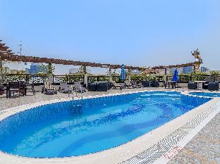 landmark summit hotel