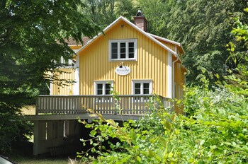 hotel and pensionat bjorkelund