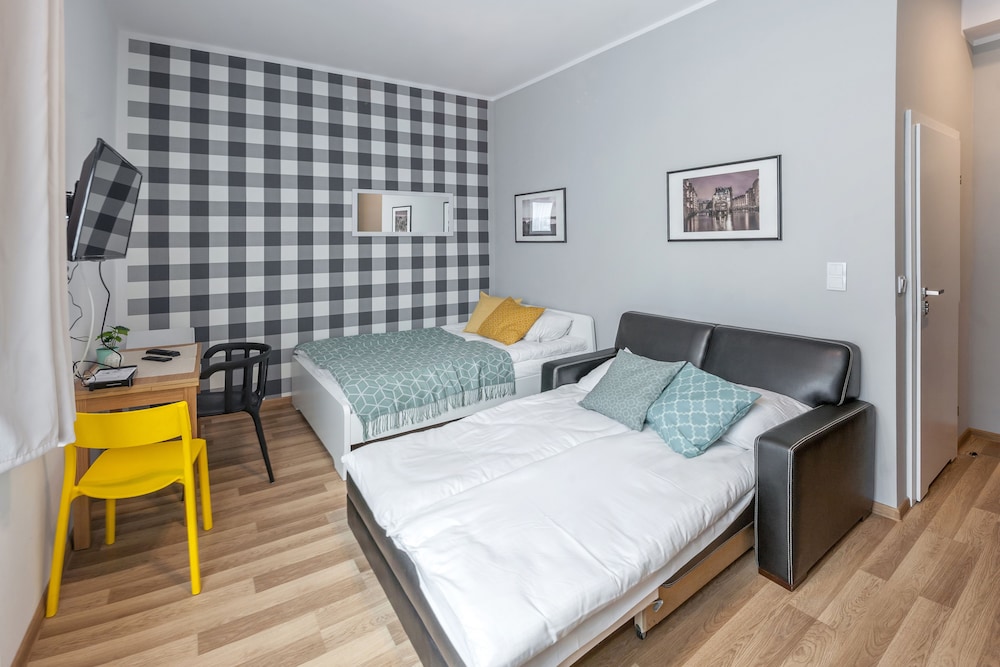Friendhouse Apartments,Stare Miasto>>Krakow,4 star