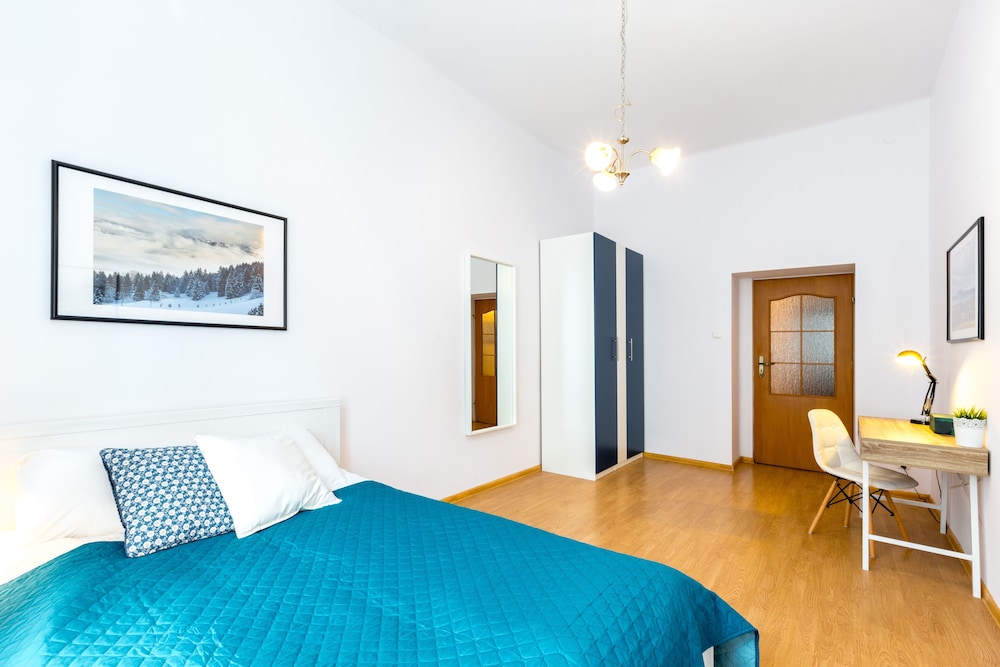 friendhouse apartments
