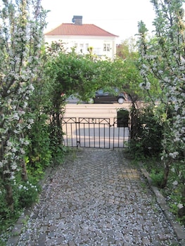 5 ans bed and breakfast