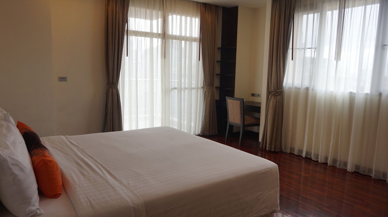 grand asoke suites boutique residence