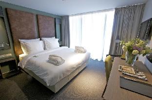 Hotel De Hallen photo 2