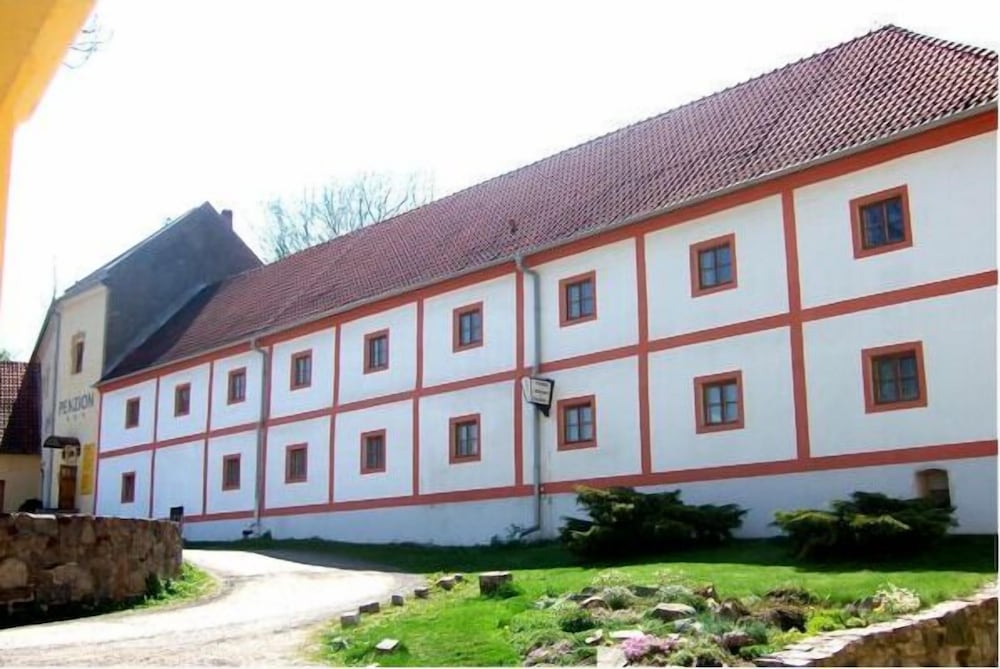 penzion zamek lesany