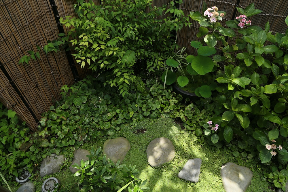 guest house kamejikan hostel