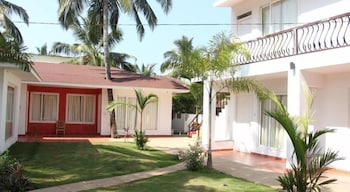 Paparazzi Resort,Calangute>>Baga,3 star