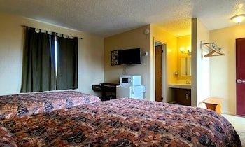 silver moon motel and suites