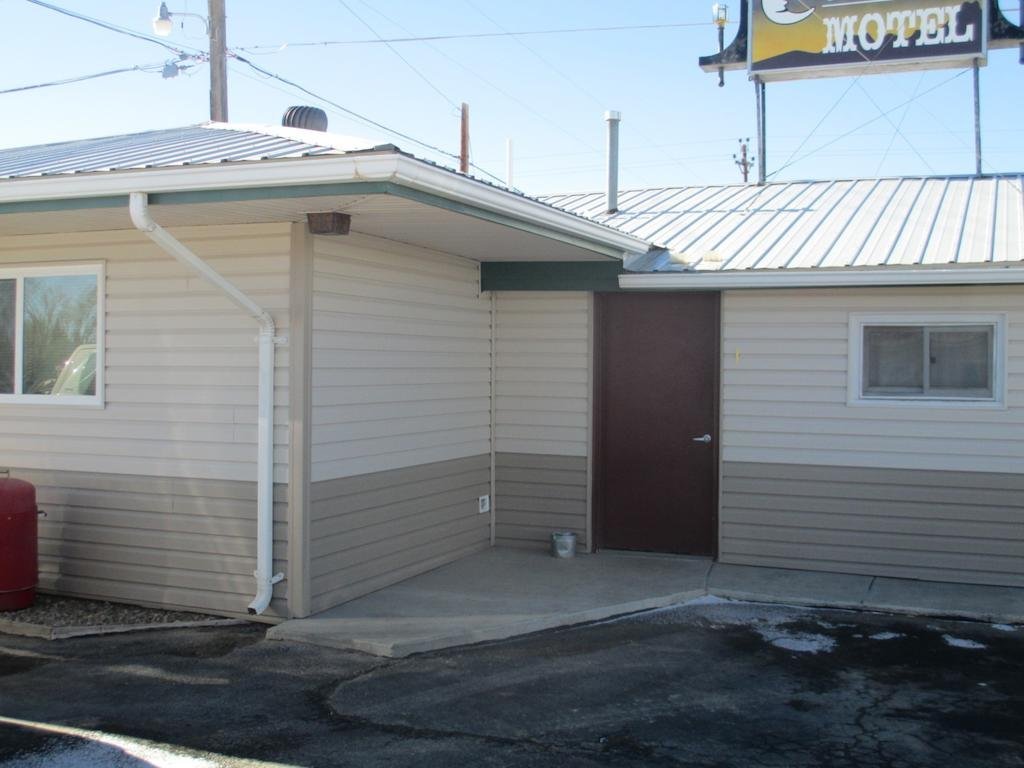 silver moon motel and suites