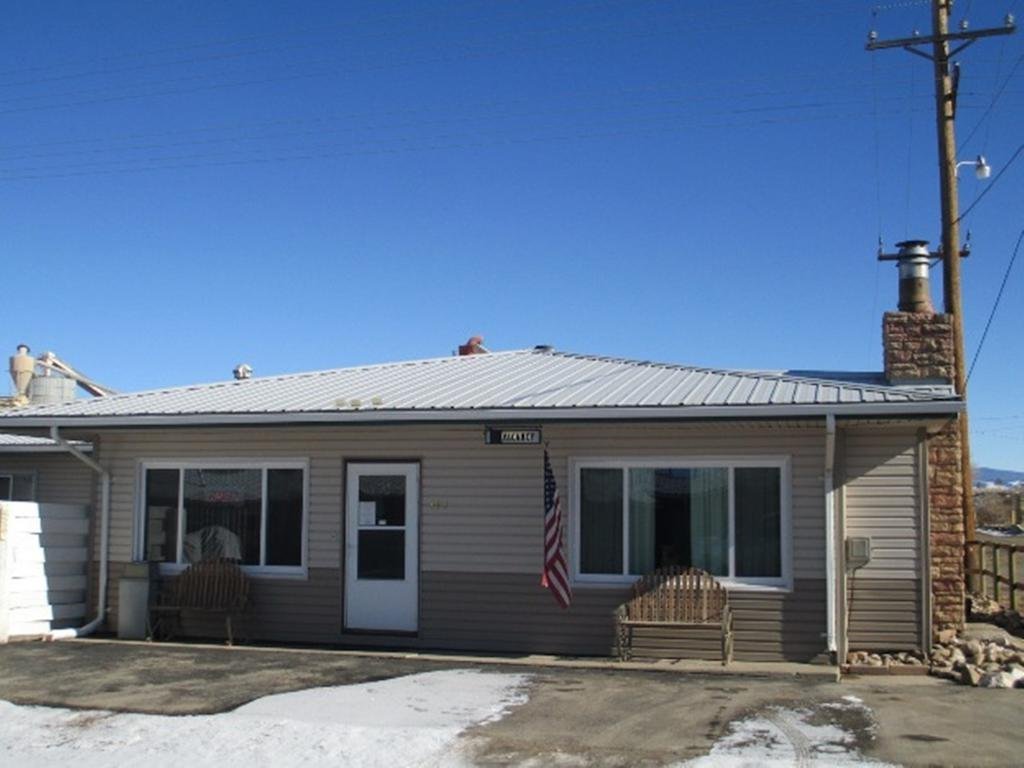 silver moon motel and suites