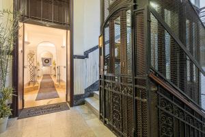 domus castrense
