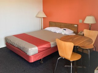 Motel 6 Atlanta, Tx,Linden>>Atlanta,2 star