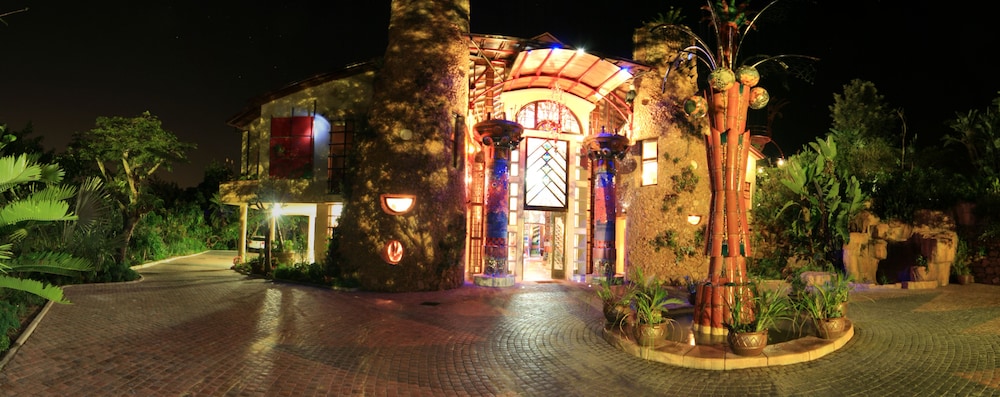 ammazulu african palace