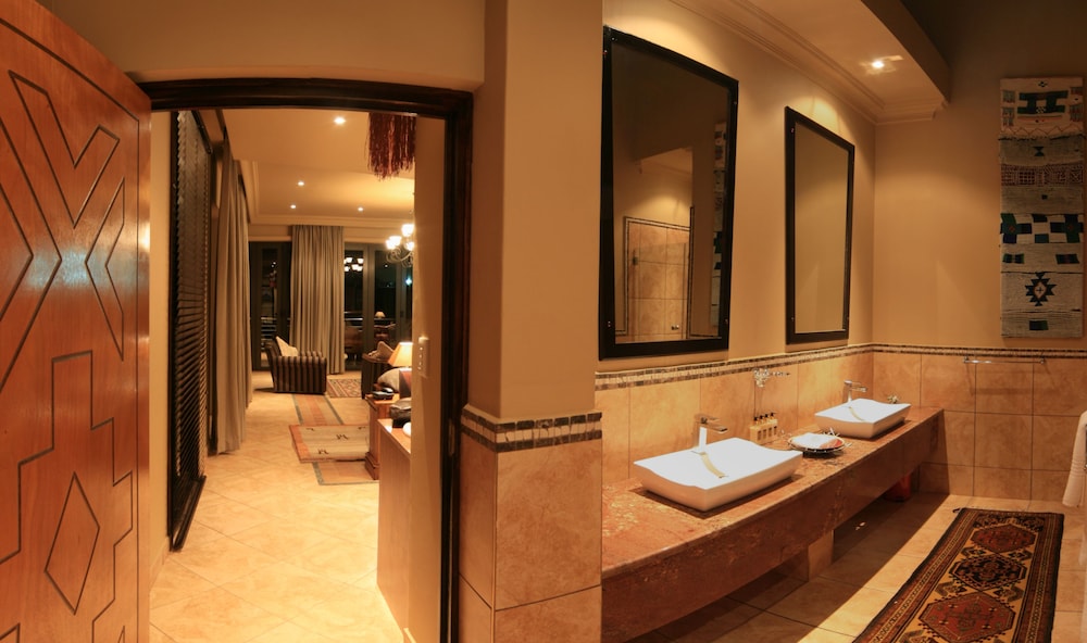 ammazulu african palace