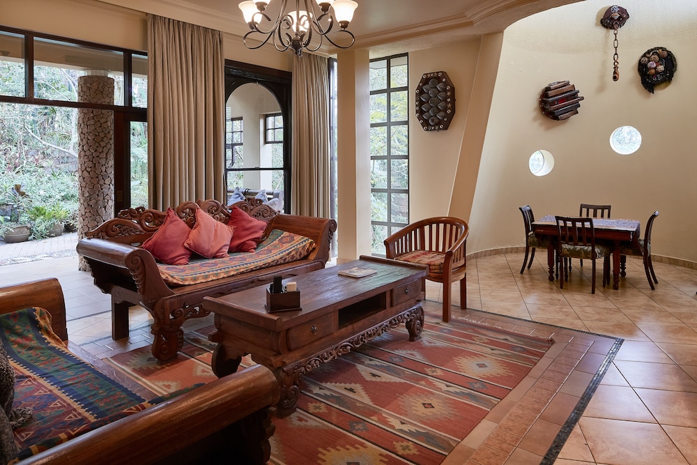 ammazulu african palace