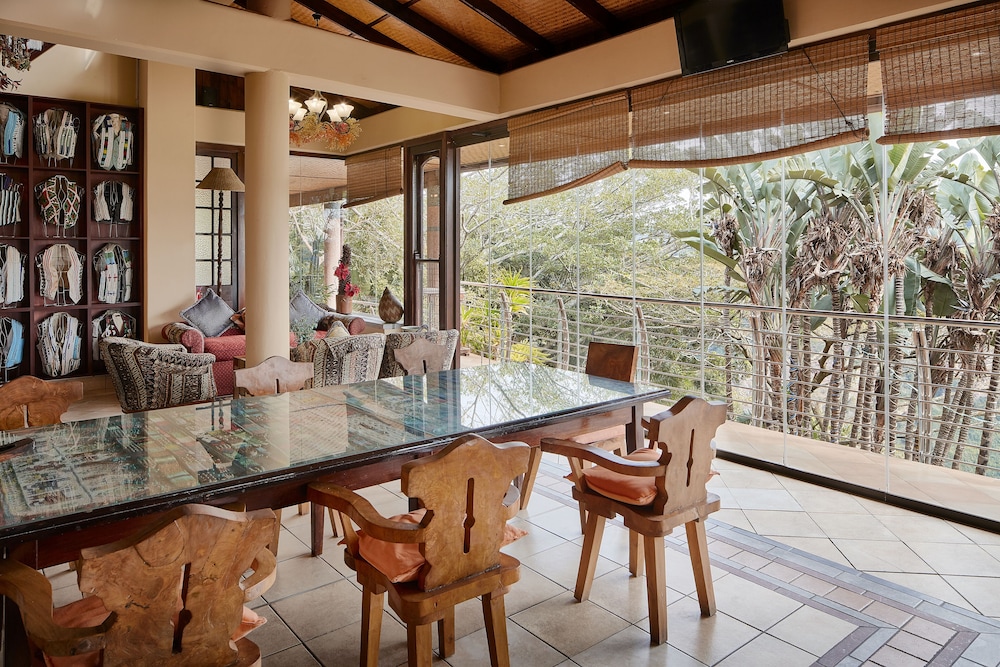 ammazulu african palace