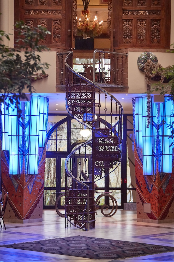 ammazulu african palace