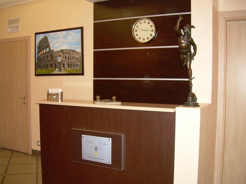 hotel elide