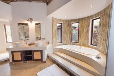 unembeza boutique lodge and spa