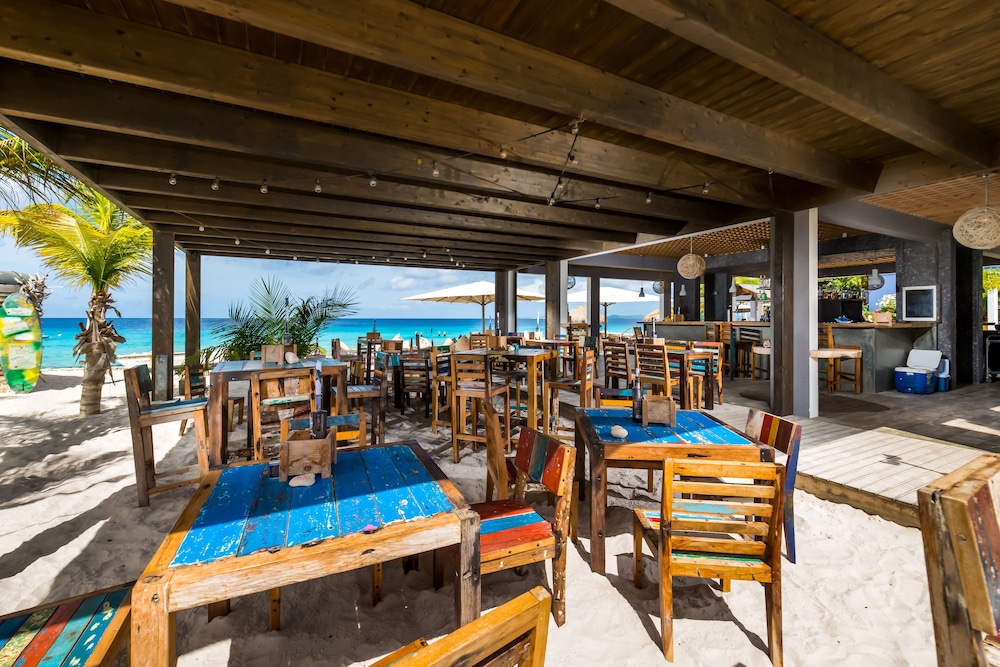 delfins beach resort bonaire tapestry collection by hilton