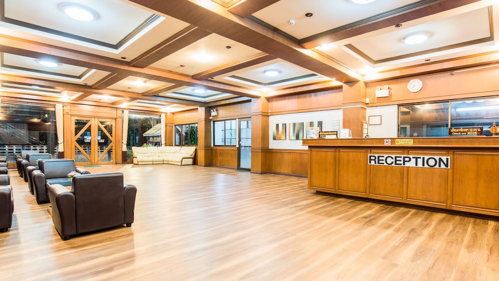 b2 chiang rai night bazaar boutique and budget hotel