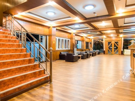 b2 chiang rai night bazaar boutique and budget hotel