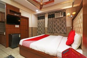 Hira Palace,New Delhi>>Delhi,3 star