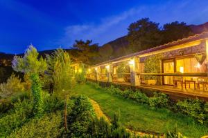 olympos mountain lodge