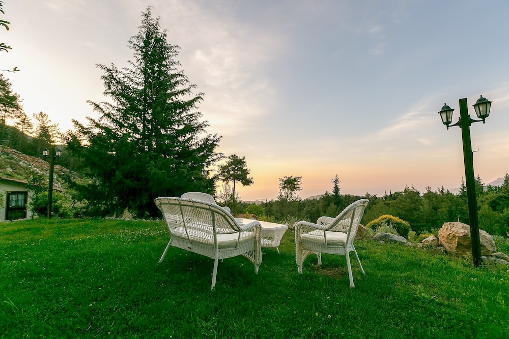 olympos mountain lodge