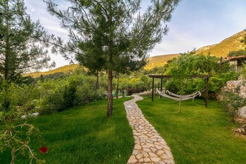 olympos mountain lodge