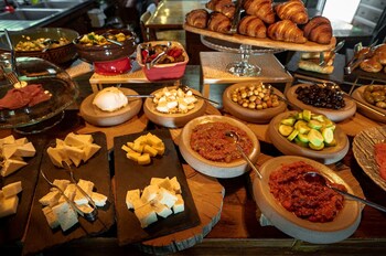 olympos mountain lodge