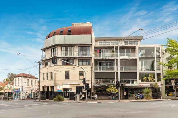 summer house backpackers melbourne