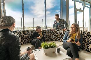 summer house backpackers melbourne