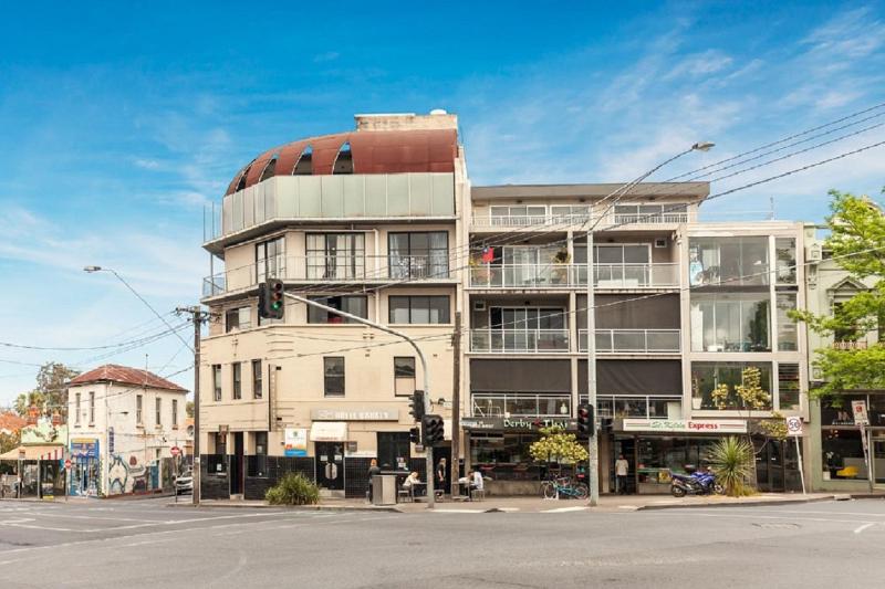 summer house backpackers melbourne