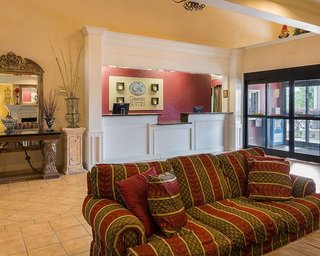 comfort suites texarkana texas