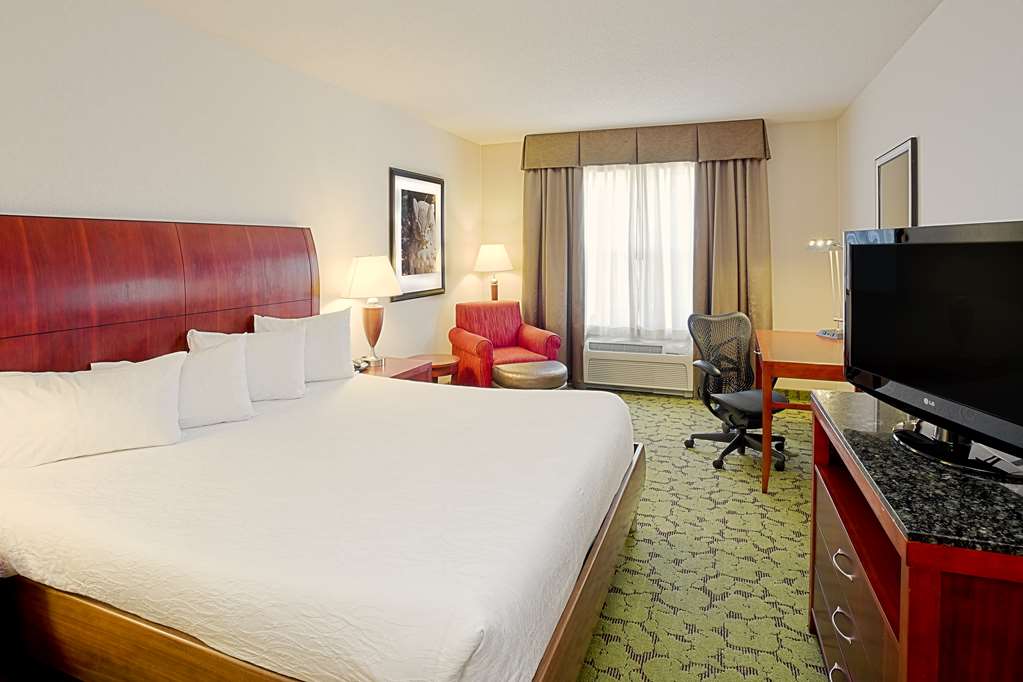 hilton garden inn bloomington
