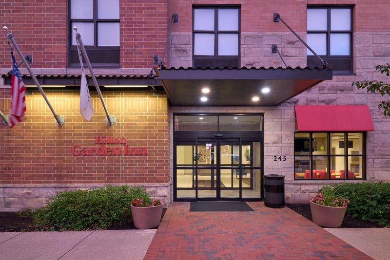 hilton garden inn bloomington