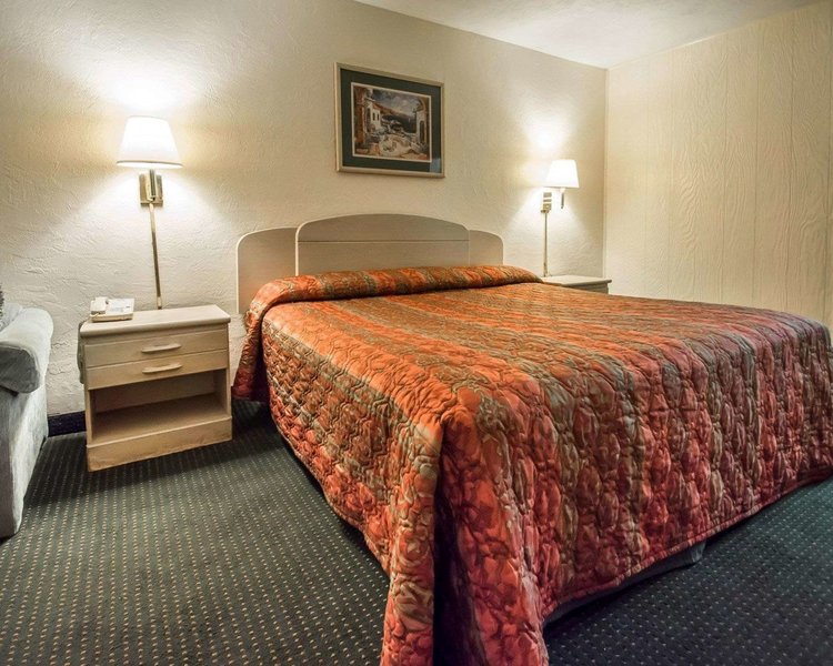 rodeway inn gainesville university area