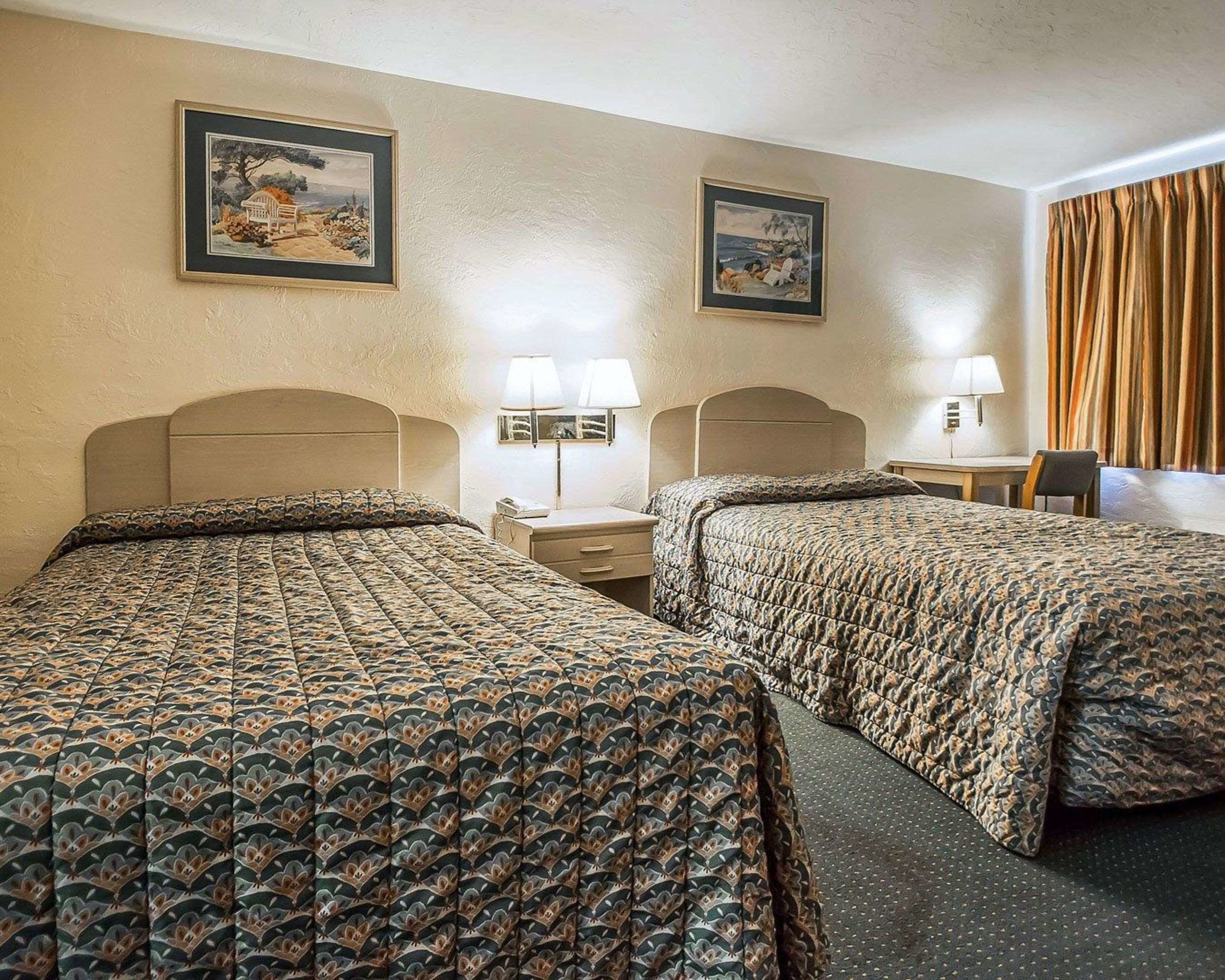 rodeway inn gainesville university area