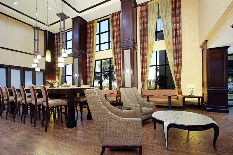 hampton inn and suites buffalo