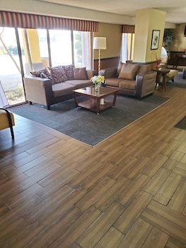 jackson hotel and convention center