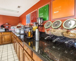 red roof inn and suites oxford