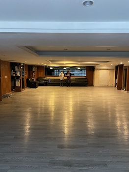 white palace bangkok