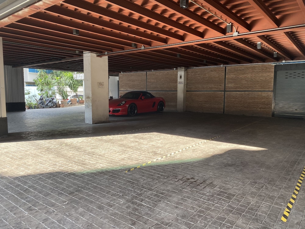 white palace bangkok