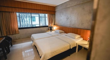 white palace bangkok