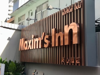 maxims inn