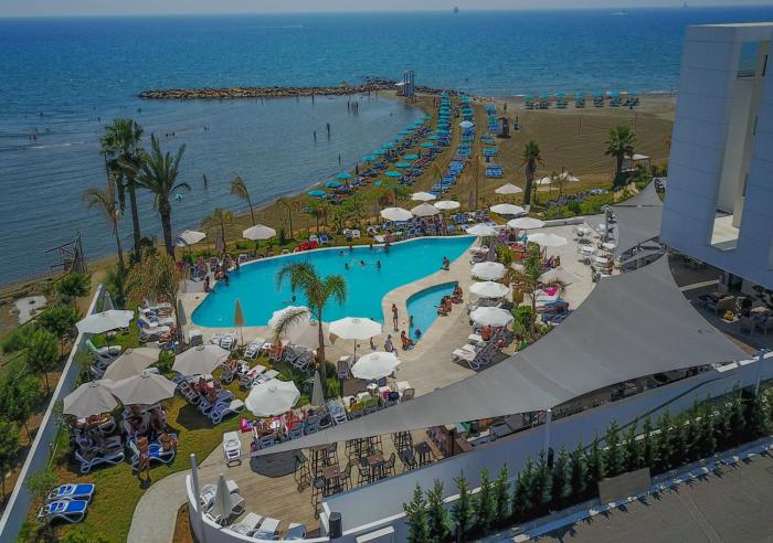 lebay beach hotel