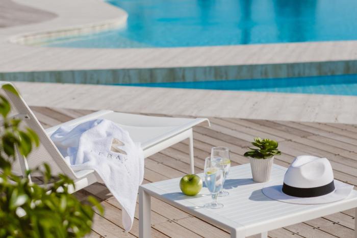lebay beach hotel